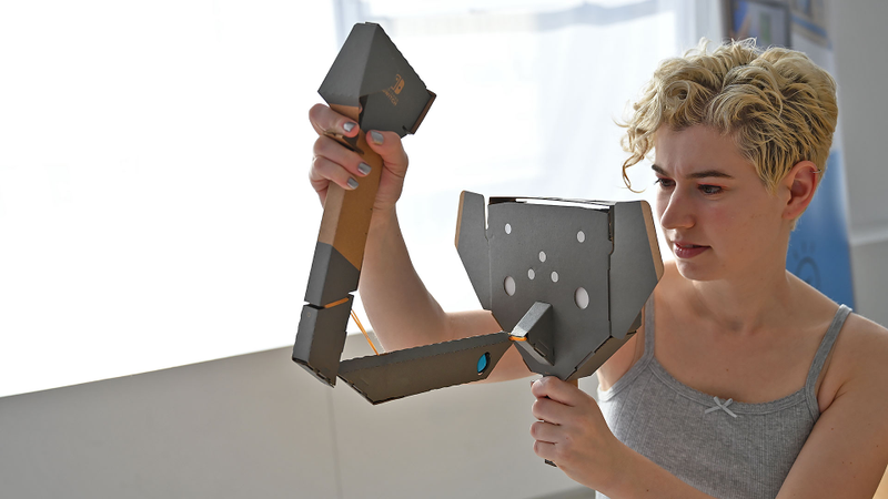 Painting and sculpting in 3D takes a little effort to wrap your mind around.